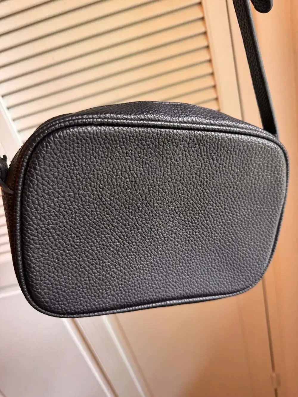 Gucci Black Pebbled Leather Soho Disco Crossbody Bag